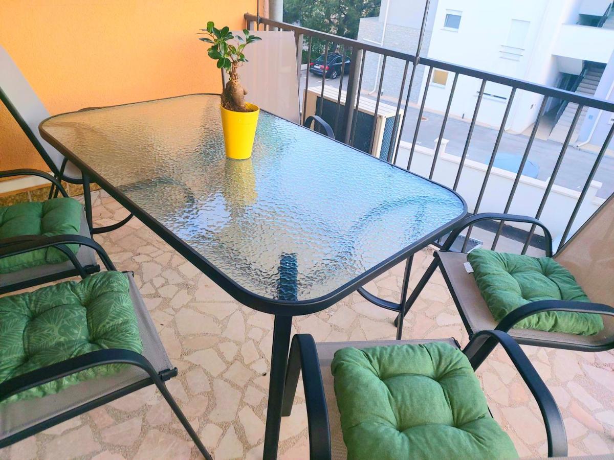 Apartman Arija-Pino Vodice Extérieur photo