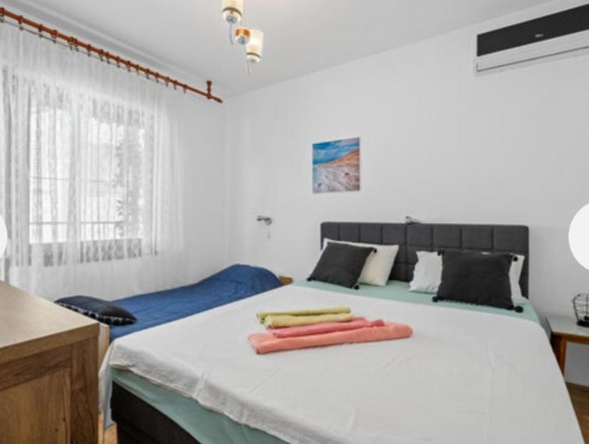 Apartman Arija-Pino Vodice Extérieur photo